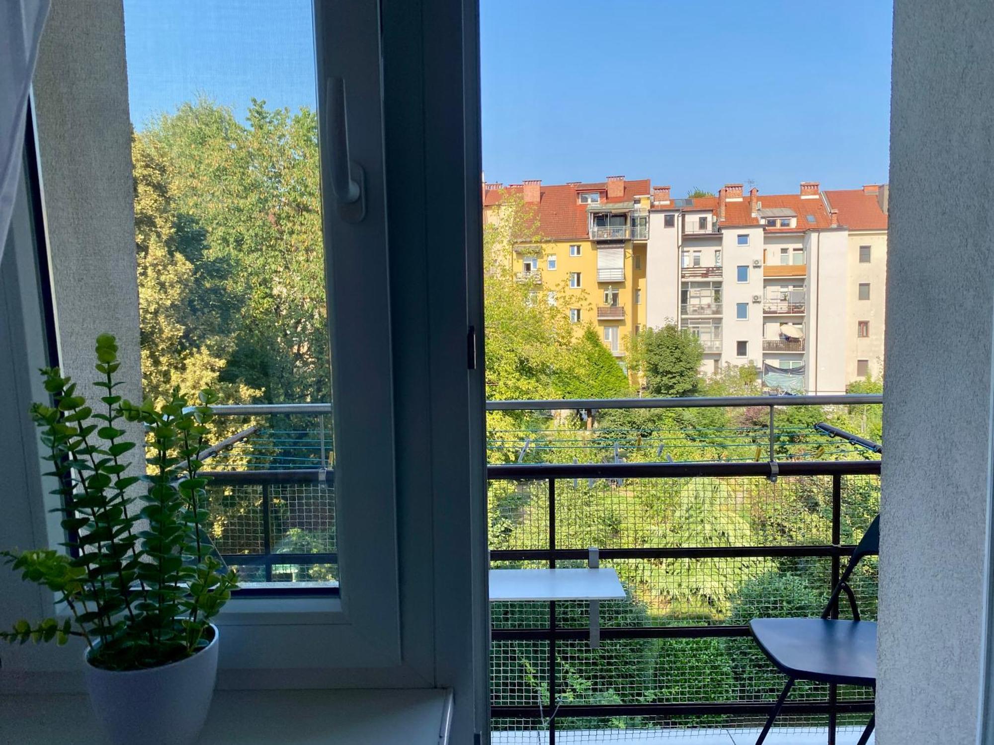 Boennium Apartments Green Oasis Ljubljana Exterior photo